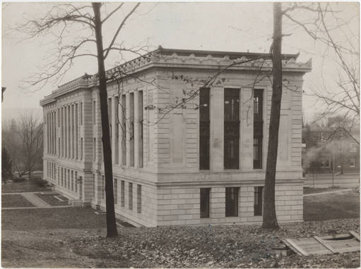 Pond Laboratory in 1917