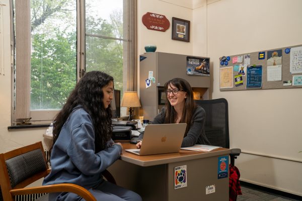 Lauren Granese, assistant director of the Career Enrichment Network, meets with a Liberal Arts student